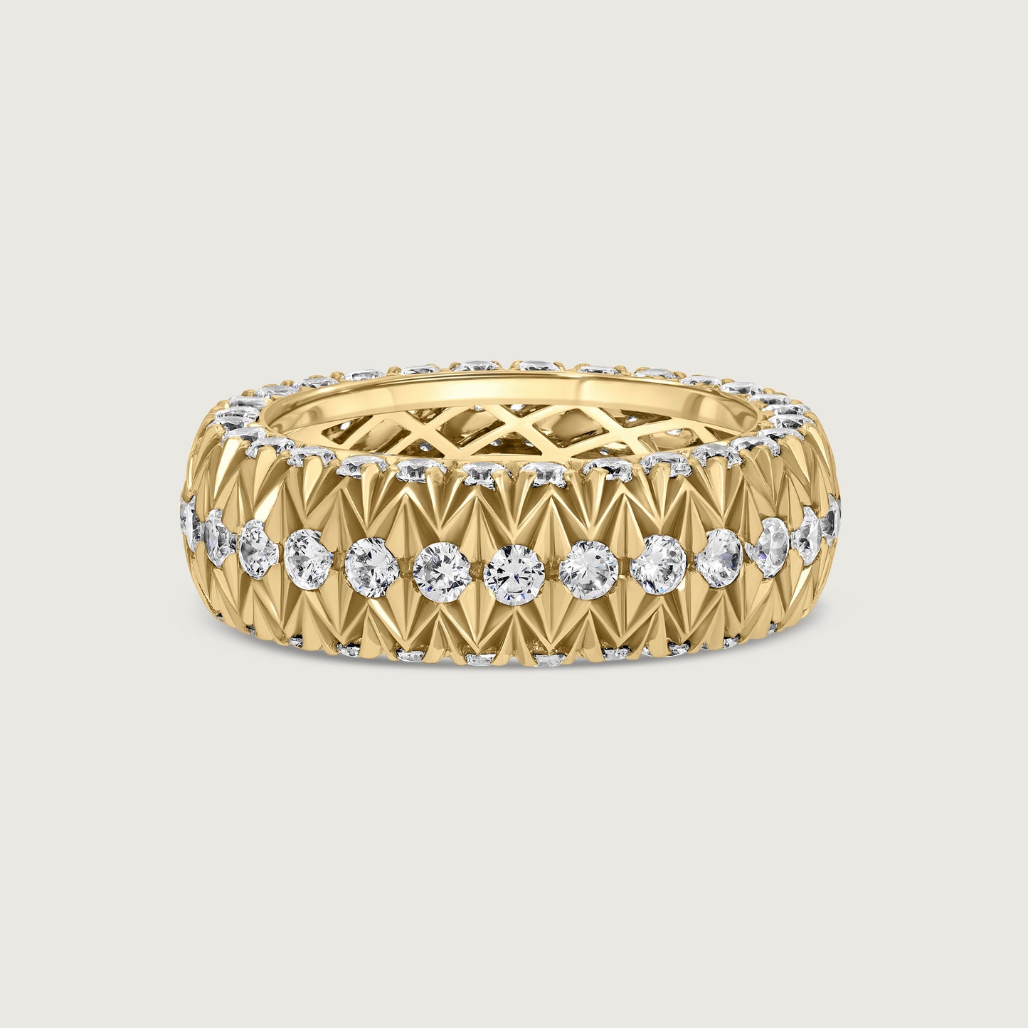 LOVE LINK Diamond Ring in Yellow Gold