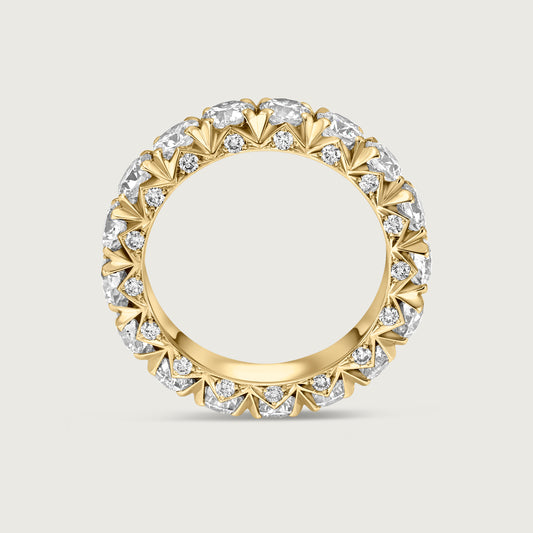 French Pavé Ring Infini in Yellow Gold