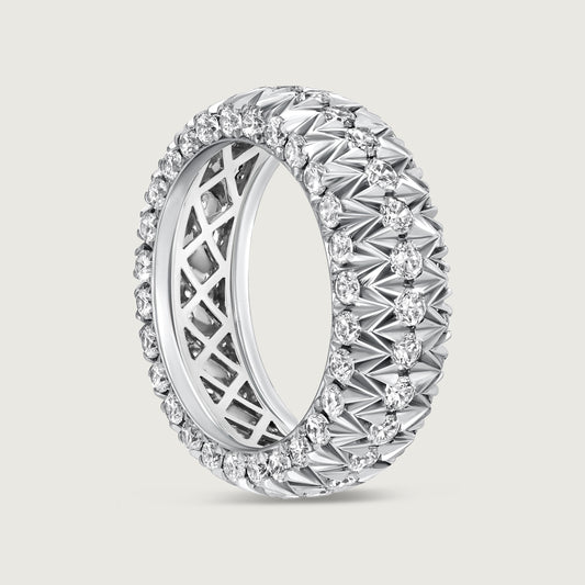 LOVE LINK Diamond Ring in White Gold