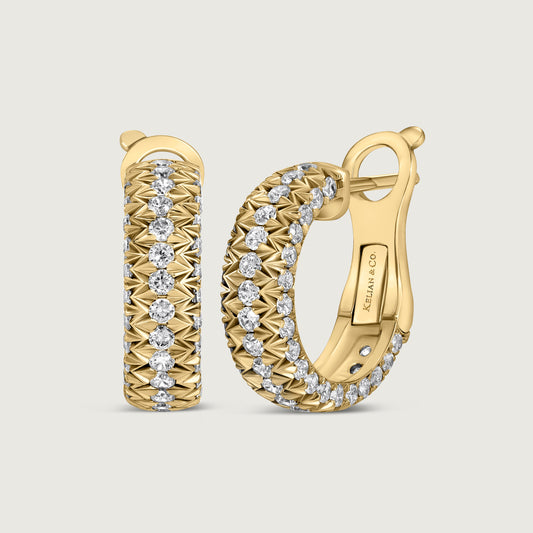 LOVE LINK Diamond Earring in Yellow Gold